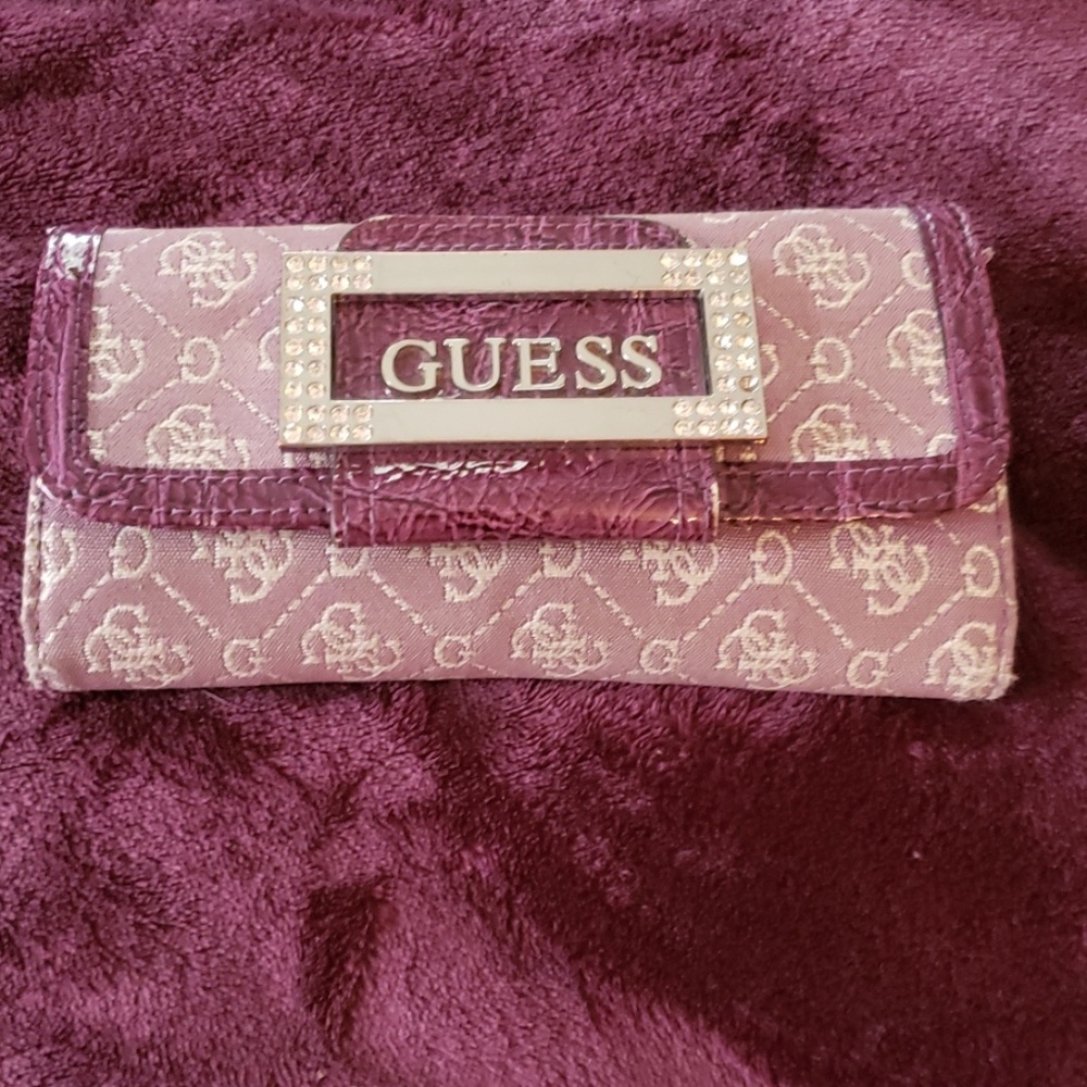 Guess Wallet